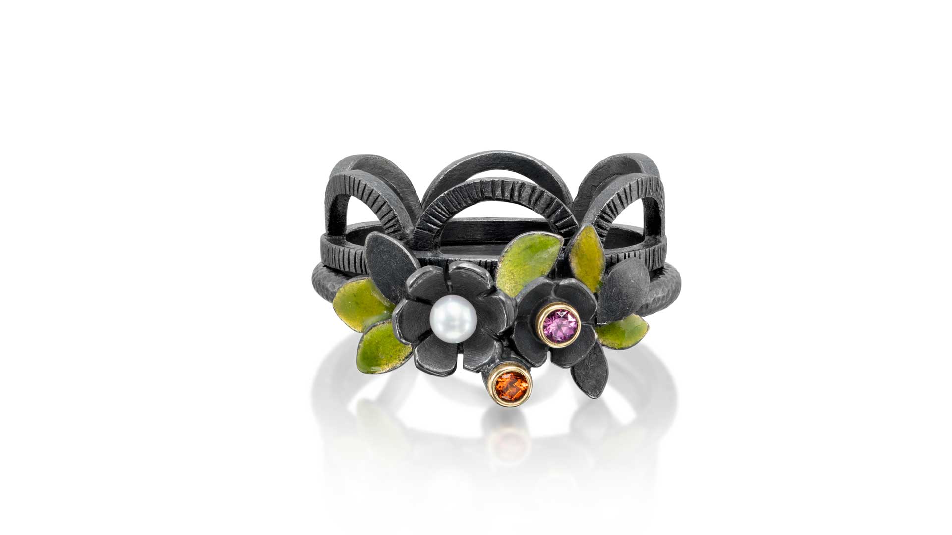 Black Garden Double Flower Ring