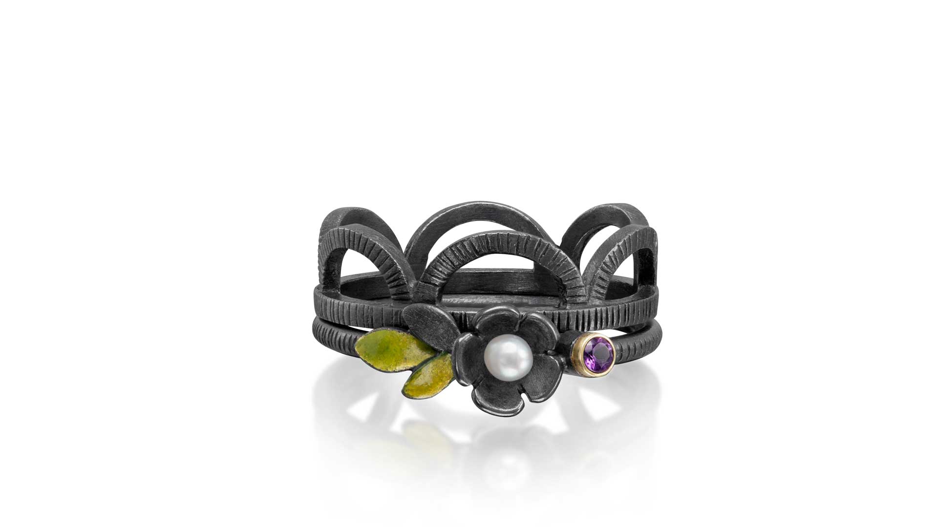 Black Garden Flower Ring Set